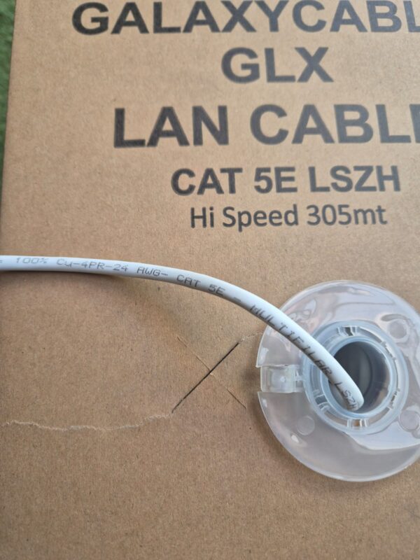 Cable red UTP 5e, interior cobre - Imagen 2
