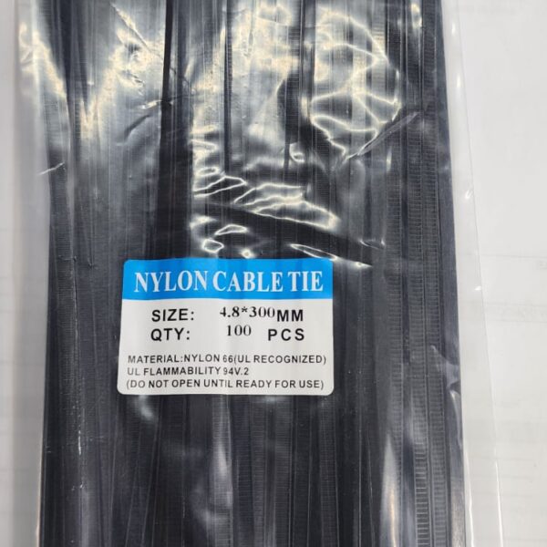 Amarra Plástica 4.8 x 300 mm x 100u negra